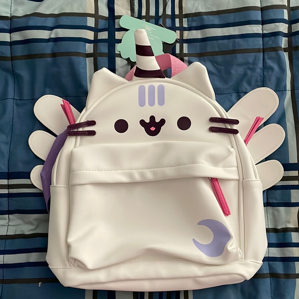 (Sold)NWT Unicorn Pusheen Bag